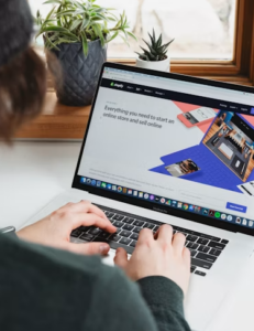 como montar loja de dropshipping online